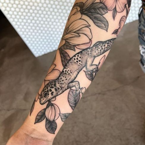 best snow leopard gecko tattoo