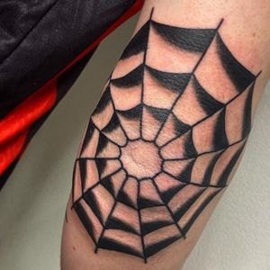 shade web tattoo