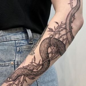 snake black tattoo ink